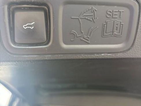 Used 2021 Ford Expedition Max Platinum AWD/4WD image 44