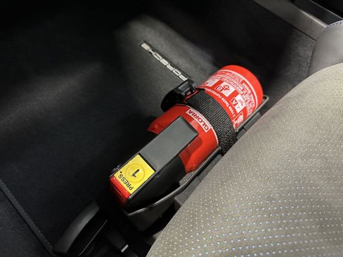Used 2022 Porsche 911 GT3 RWD image 31