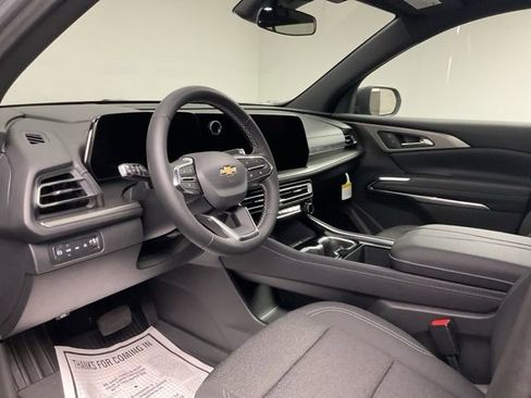 New 2026 Chevrolet Traverse LT AWD/4WD image 11