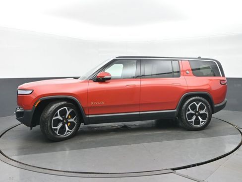 Used 2024 Rivian R1S Adventure AWD/4WD image 6
