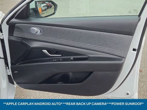 Certified 2024 Hyundai Elantra Limited image 7