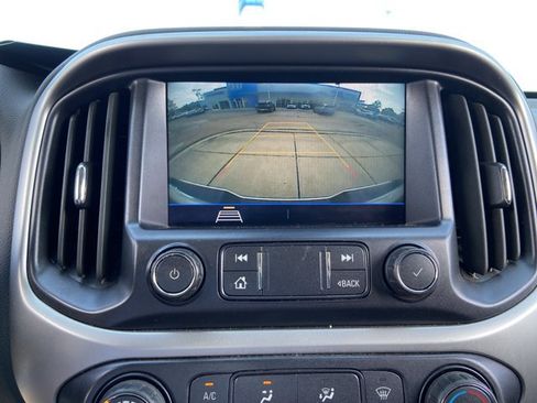 Used 2022 Chevrolet Colorado LT w/ Fleet Safety Package RWD image 36