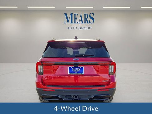 Used 2025 Ford Explorer ST-Line w/ ST-Line Street Pack image 5