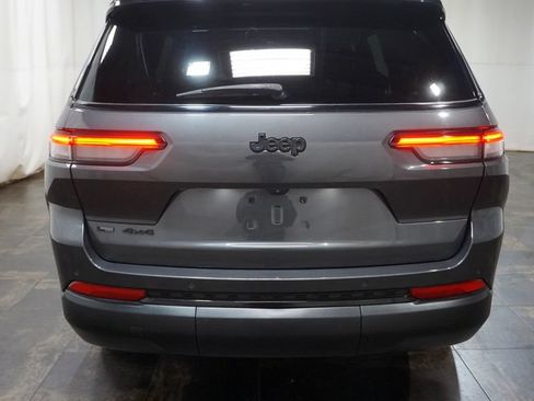 Used 2022 Jeep Grand Cherokee L Laredo AWD/4WD image 6