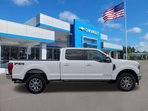 Used 2022 Ford F250 Lariat w/ Lariat Ultimate Package image 3