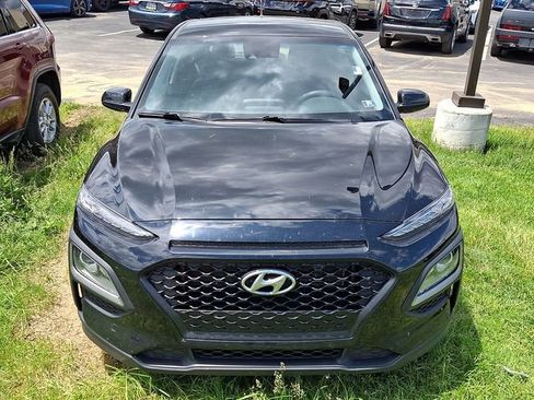Used 2021 Hyundai Kona SE w/ Cargo Package AWD/4WD image 2