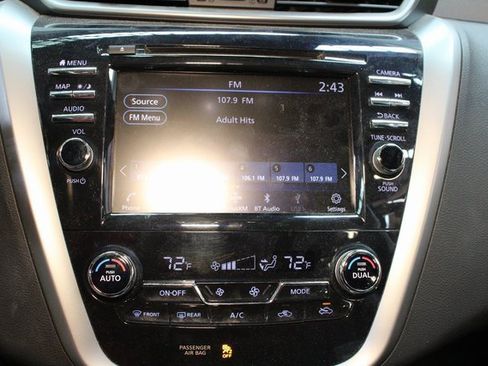 Used 2021 Nissan Murano SL image 24