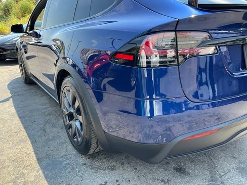 Used 2023 Tesla Model X AWD/4WD image 87