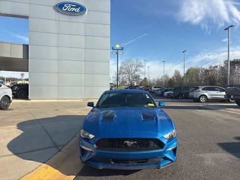 Used 2020 Ford Mustang EcoBoost w/ Equipment Group 101A image 8