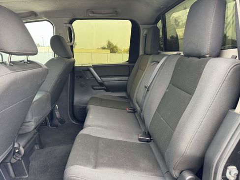 Used 2012 Nissan Titan S image 21