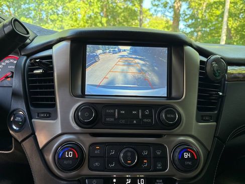 Used 2016 GMC Yukon Denali w/ Open Road Package AWD/4WD image 18