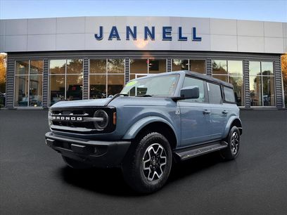 New 2025 Ford Bronco Outer Banks