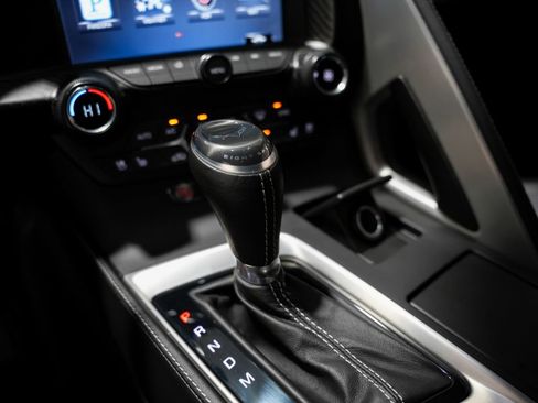 Used 2015 Chevrolet Corvette Z06 image 16