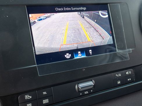 Used 2024 Mercedes-Benz Sprinter 2500 image 22