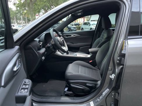 New 2024 Dodge Hornet GT w/ Tech Pack w/o Parking AWD/4WD image 6