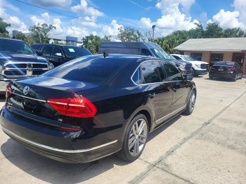 Used 2016 Volkswagen Passat 1.8T SE FWD image 24