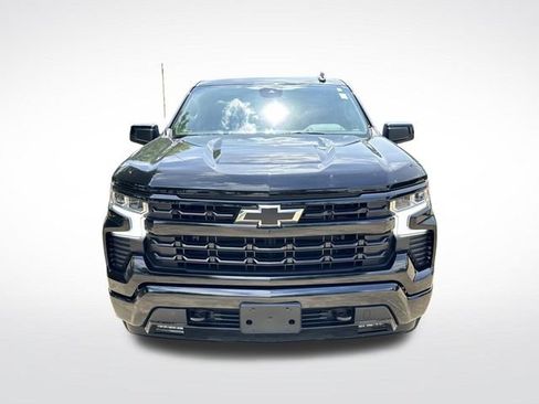 Used 2025 Chevrolet Silverado 1500 RST AWD/4WD image 2