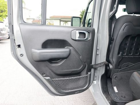 Used 2022 Jeep Gladiator Mojave w/ Cold Weather Group AWD/4WD image 36