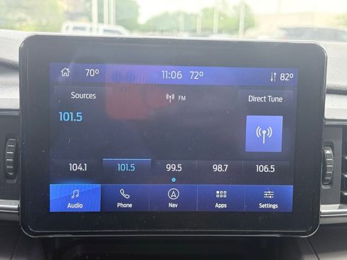 Used 2022 Ford Explorer XLT w/ Equipment Group 202A image 10