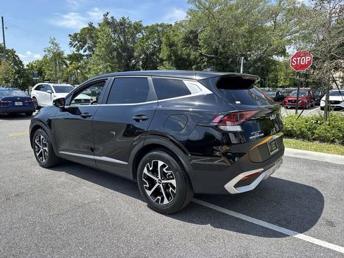 Used 2024 Kia Sportage EX image 13
