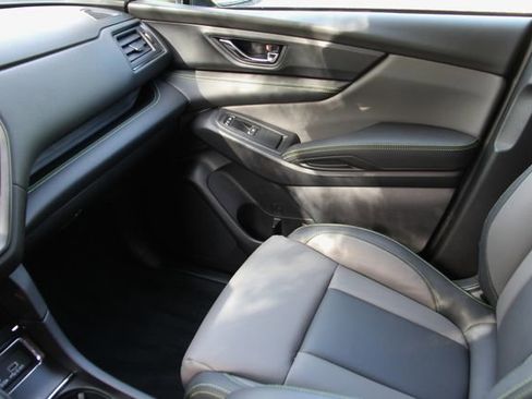 Used 2023 Subaru Ascent Onyx Edition image 27