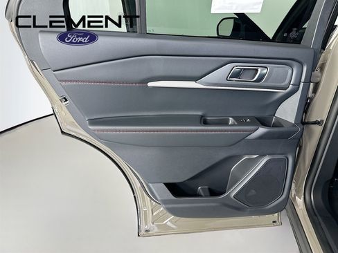 New 2026 Ford Explorer ST AWD/4WD image 28