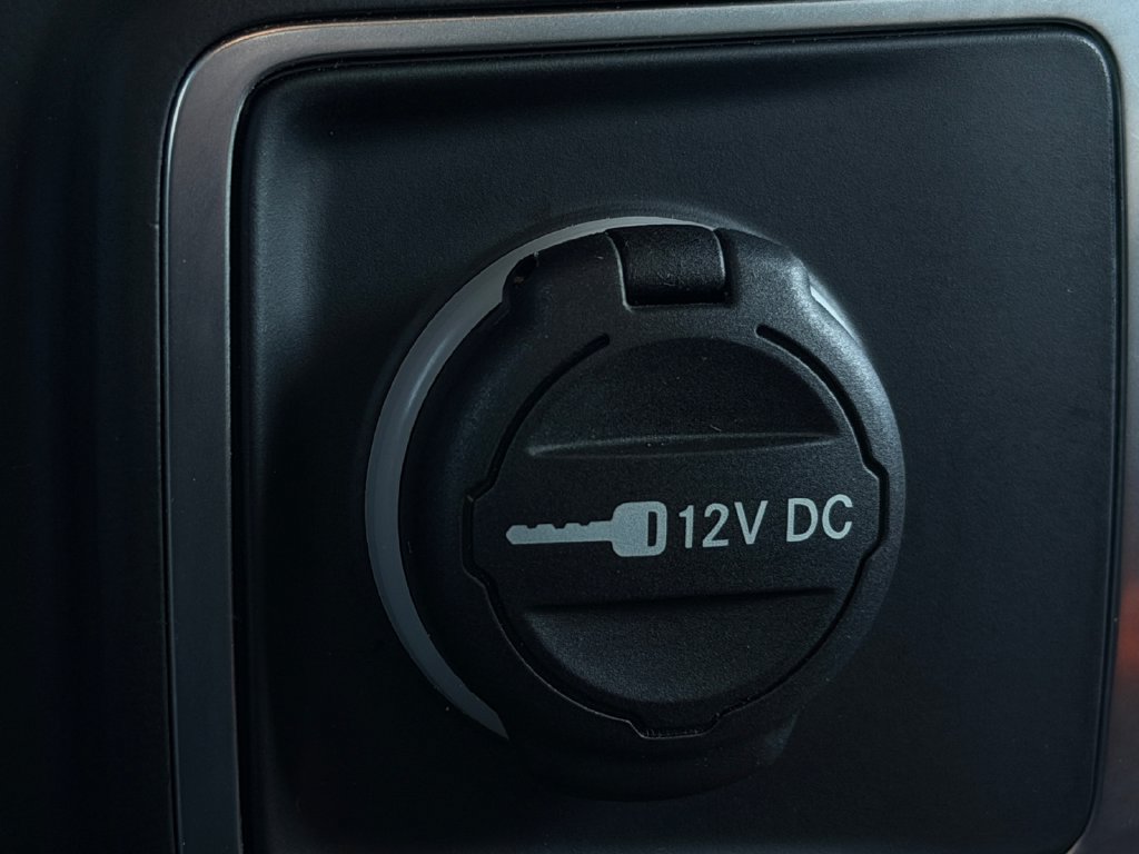 Used 2021 Jeep Wrangler Unlimited Sahara AWD/4WD image 18