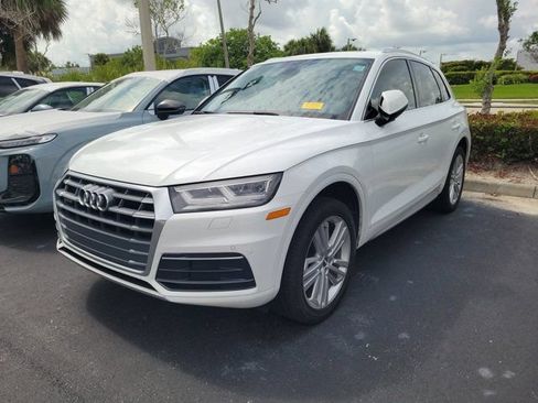 Used 2018 Audi Q5 2.0T Premium Plus w/ Premium Plus Package AWD/4WD image 2