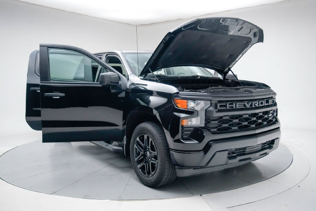 Used 2026 Chevrolet Silverado 1500 Custom w/ Rally Edition AWD/4WD image 16