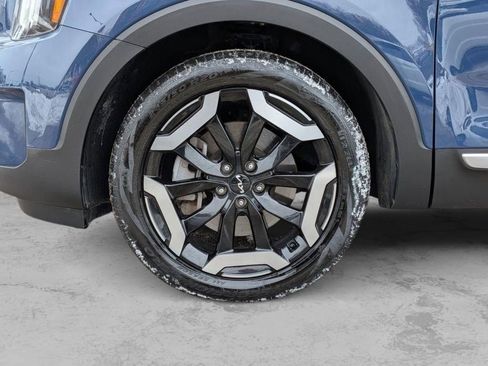 Used 2023 Kia Telluride S image 30