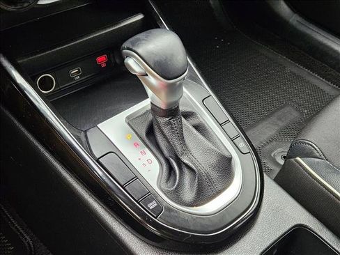 Used 2022 Kia Forte GT-Line w/ GT-Line Technology Package FWD image 12