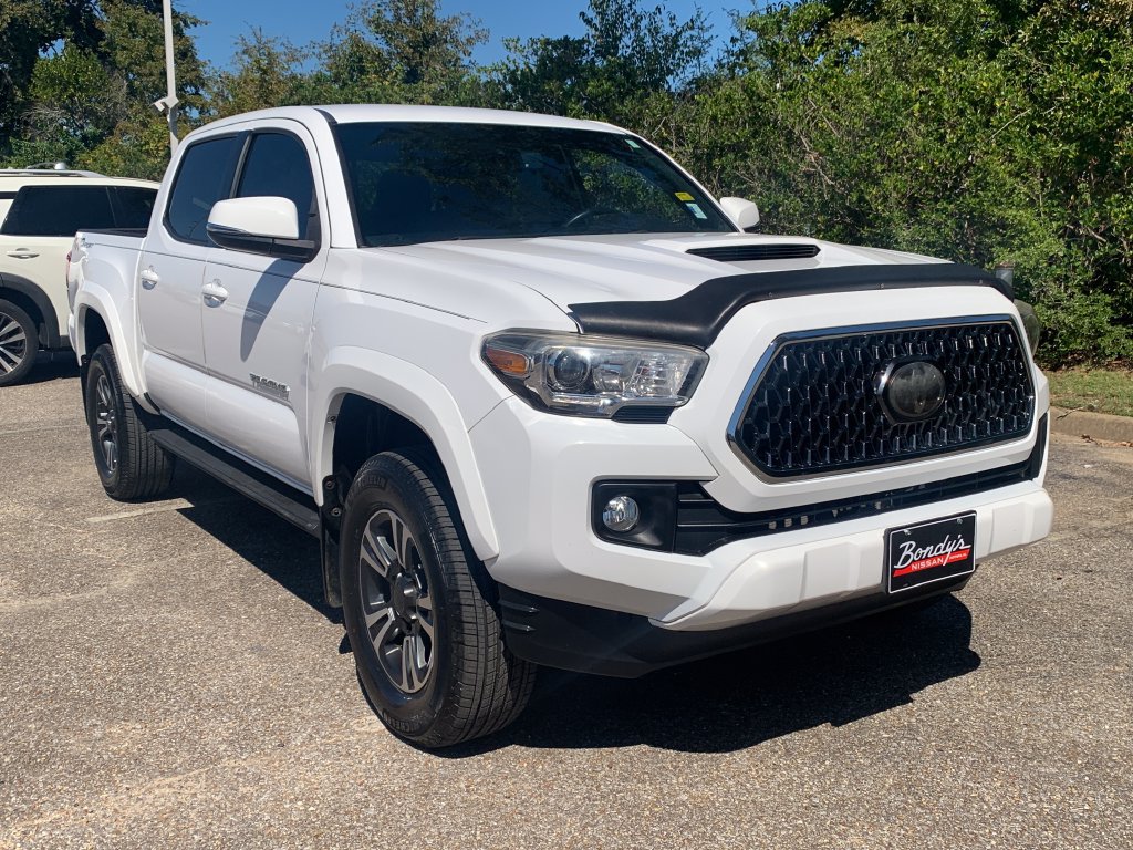 Used 2018 Toyota Tacoma TRD Sport RWD image 1