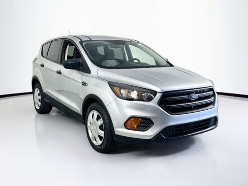 Used 2018 Ford Escape S FWD image 3