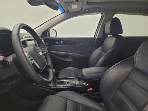 Used 2019 Kia Sorento SX FWD image 17