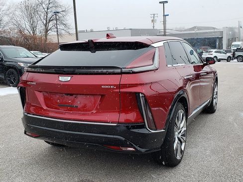 Used 2024 Cadillac Lyriq Luxury w/ LPO, Floor Liner Package image 5