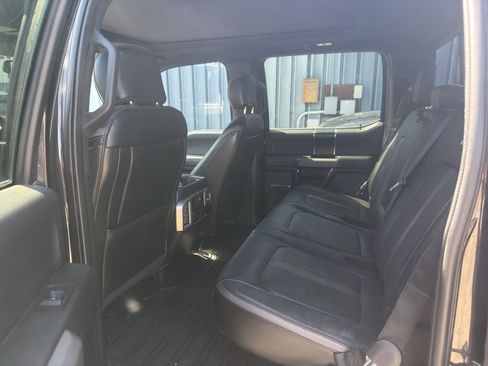 Used 2019 Ford F150 Platinum w/ Equipment Group 701A Luxury AWD/4WD image 28
