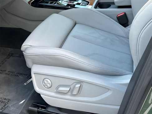 Used 2024 Audi Q5 e Premium image 19