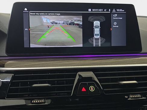 Used 2020 BMW 530i w/ Convenience Package RWD image 24