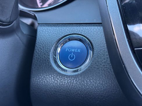 Used 2023 Toyota Camry XSE w/ Navigation Package image 21