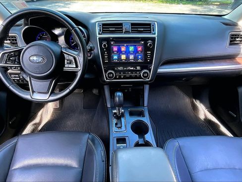 Used 2018 Subaru Outback 2.5i Limited AWD/4WD image 7
