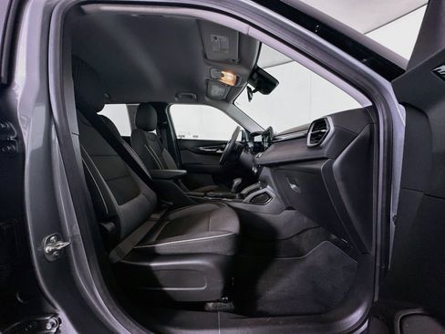 Used 2025 Chevrolet TrailBlazer LT FWD image 29