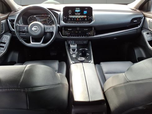 Used 2023 Nissan Rogue SL w/ SL Premium Package image 8