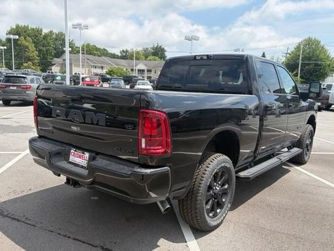 New 2026 RAM 2500 Laramie AWD/4WD image 8