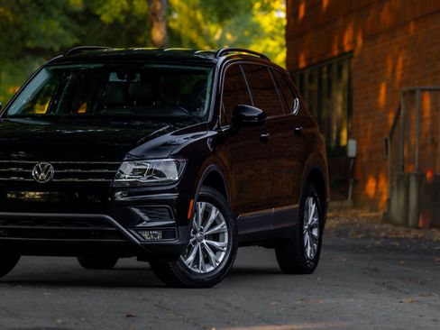 Used 2018 Volkswagen Tiguan SE FWD image 27
