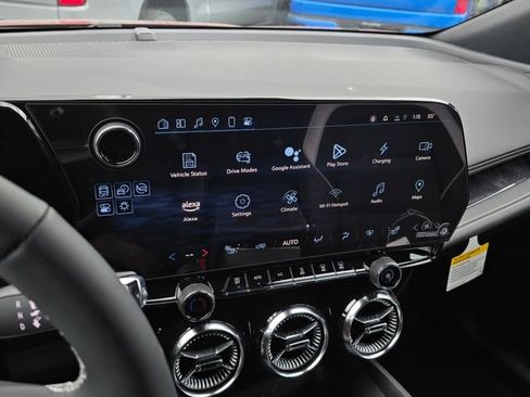 New 2025 Chevrolet Blazer EV LT image 20