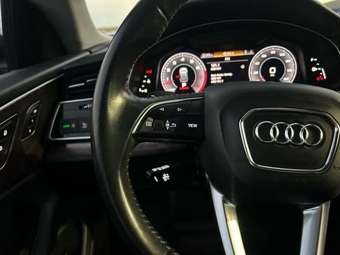 Used 2019 Audi Q8 Premium w/ Convenience Package AWD/4WD image 14