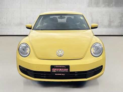 Used 2015 Volkswagen Beetle 1.8T image 2