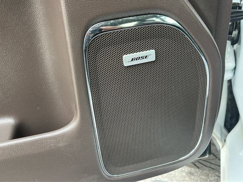 Used 2018 Chevrolet Silverado 1500 High Country image 29