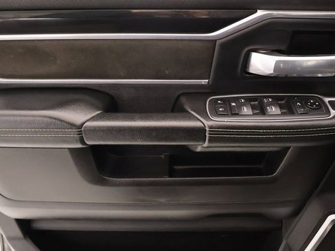 Used 2019 RAM 2500 Laramie w/ Night Edition image 16