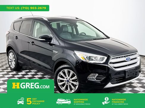 Used 2017 Ford Escape Titanium image 1
